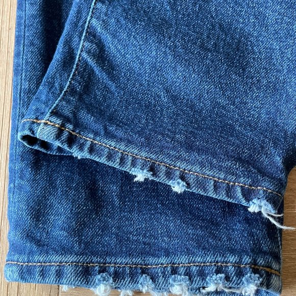 MID-RISE CLASSIC STRAIGHT JEANS IN CARSONDALE WASH - Picture 4 of 4